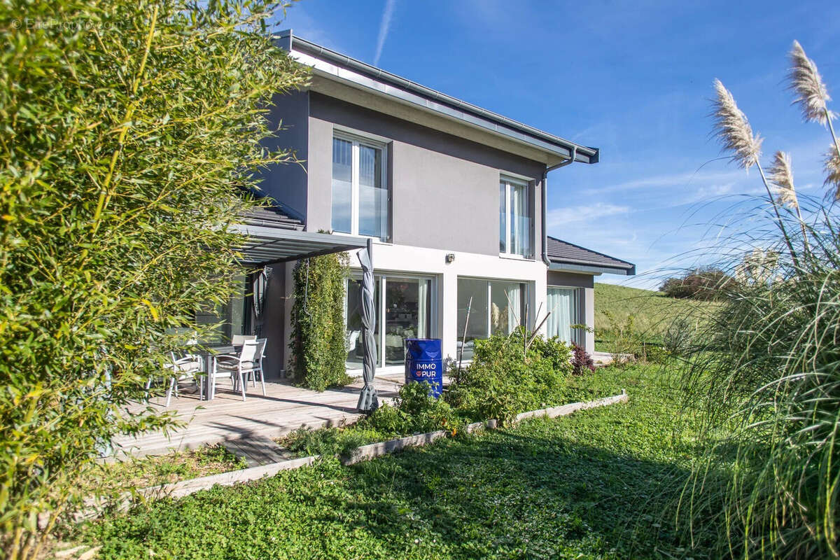 Maison à MARIN