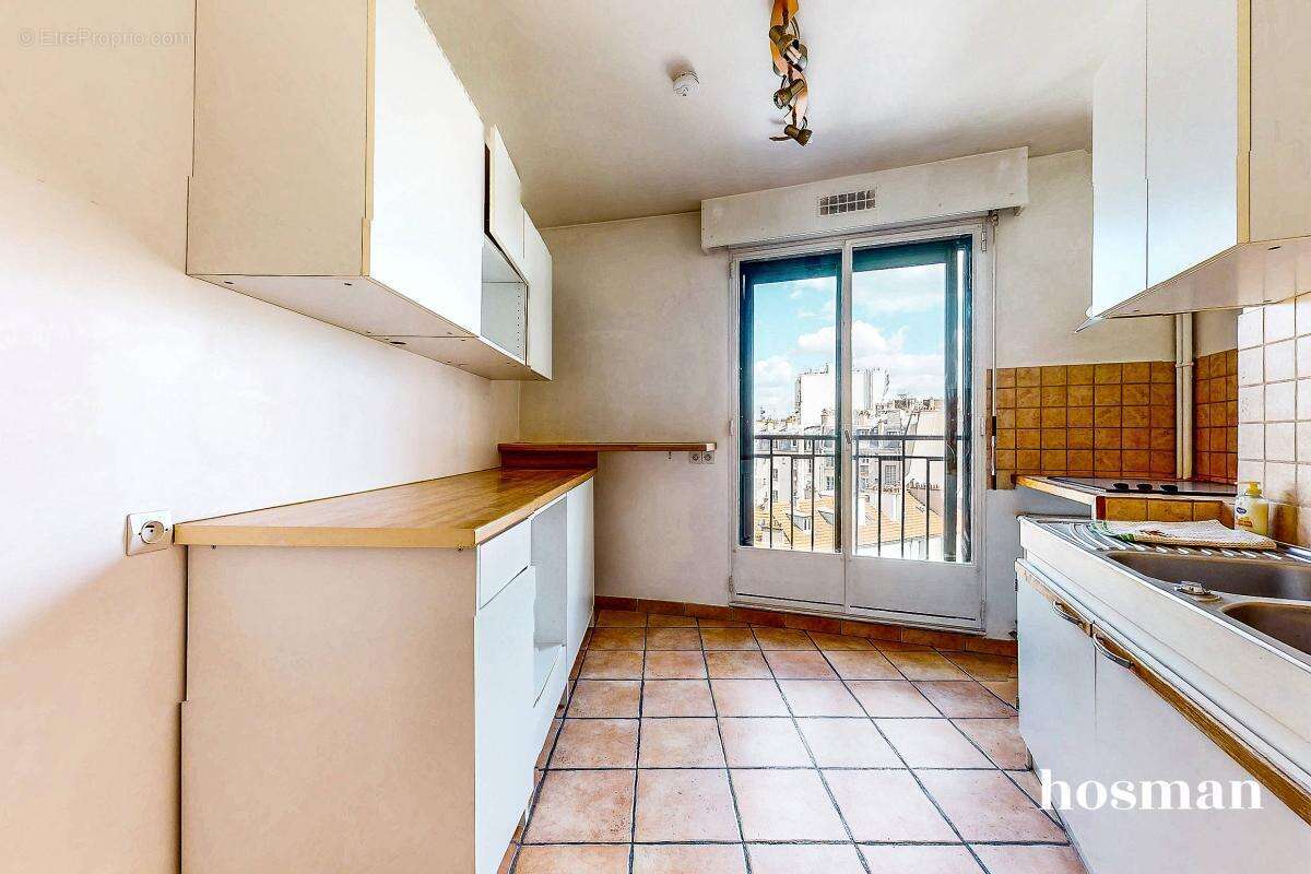 Appartement à PARIS-14E