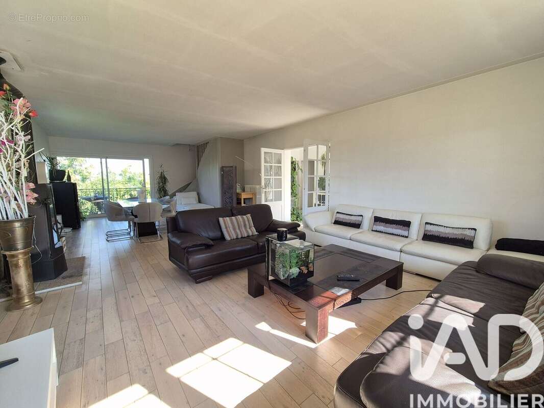 Photo 3 - Maison à CHENY