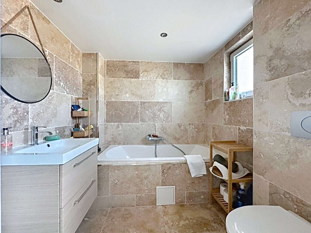 Morschwiller le bas, maison 134 m2, 4 chambres, 2 bains  sur joli terrain 606 m2 - photo 13