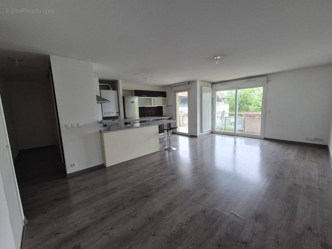Appartement à VETRAZ-MONTHOUX