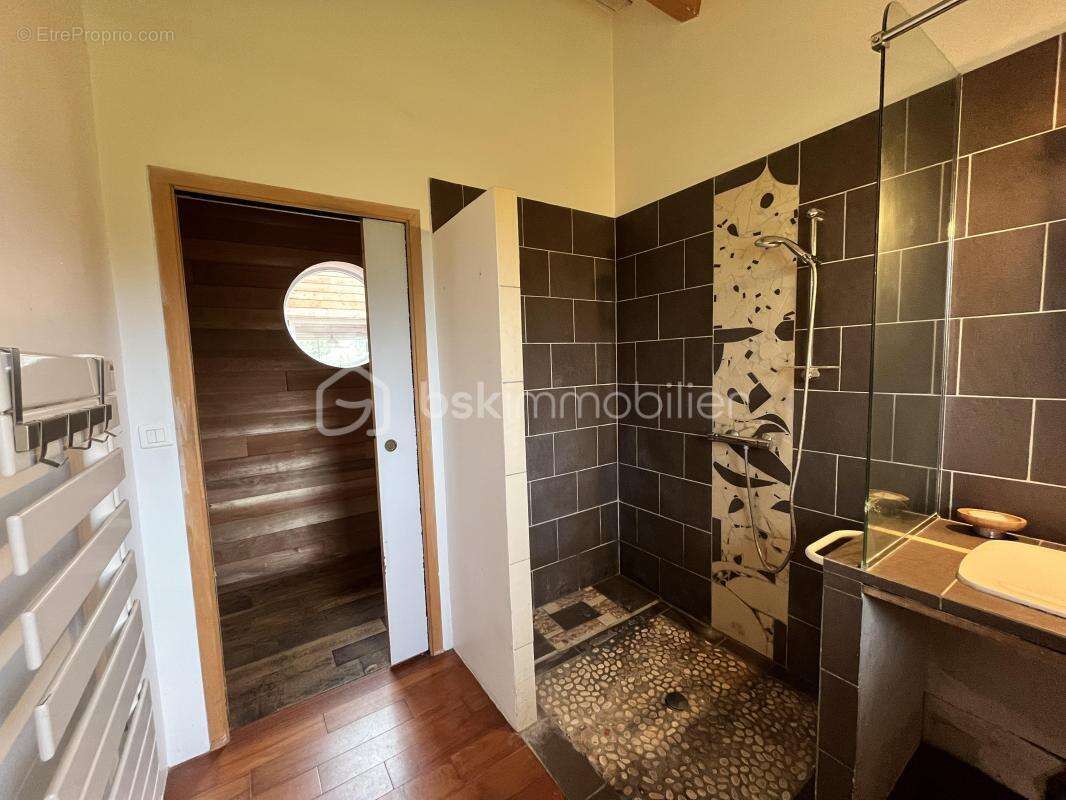 Maison à GRAYAN-ET-L'HOPITAL