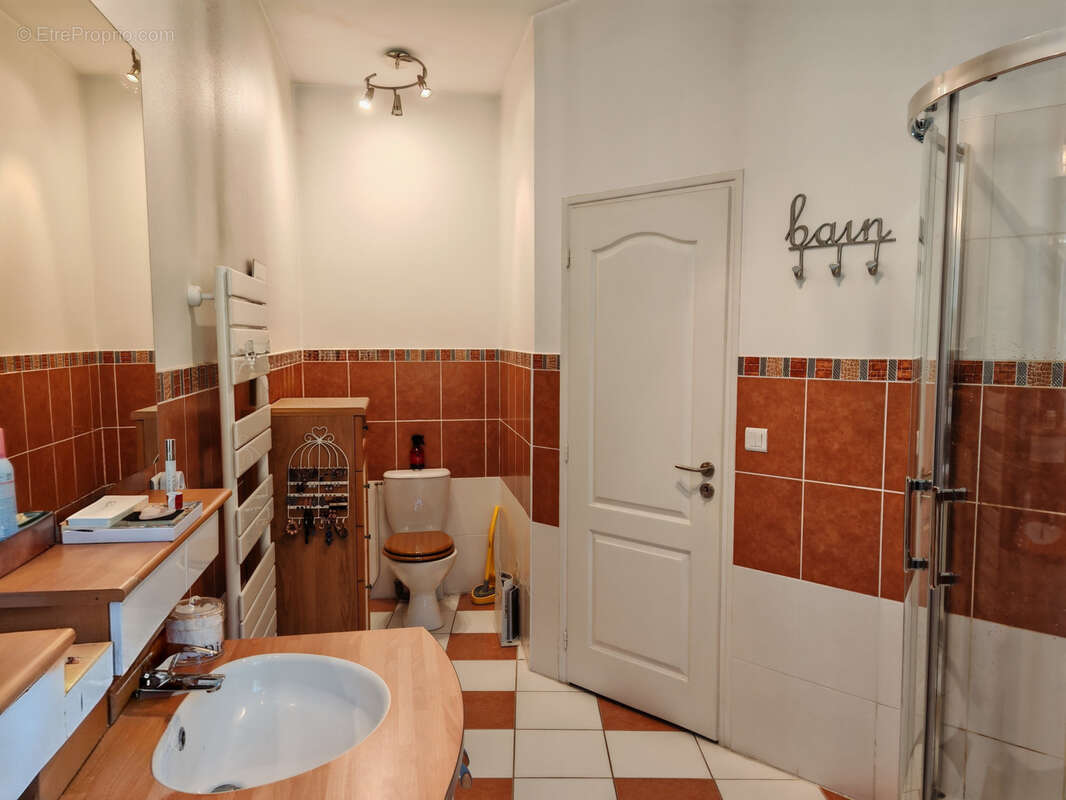 Appartement à SAINT-ETIENNE