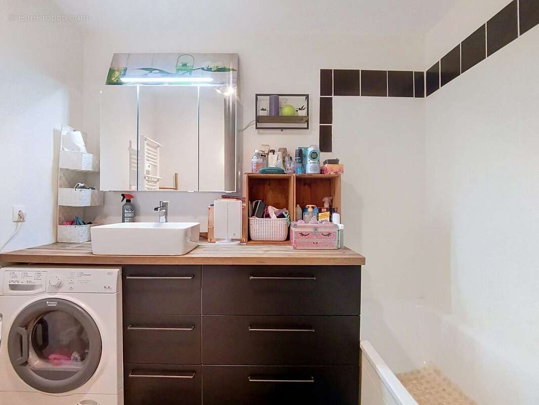 Appartement 85 m² à Saint-Jory  - photo 6