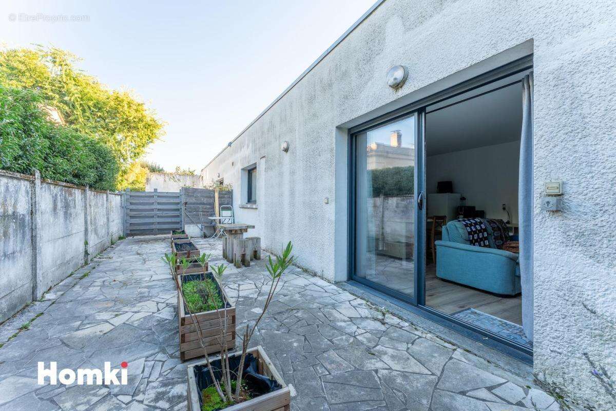 Appartement à BORDEAUX