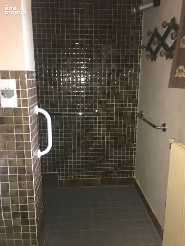 Maison 151 m² à Poisson  - photo 13