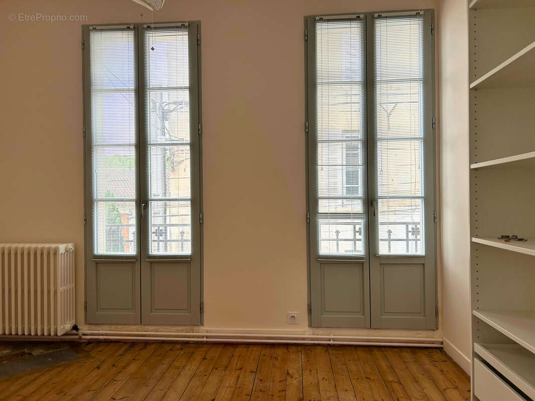 MAISON BOURGEOISE de caractère au cœur du quartier recherché du Jardin Public à COGNAC - photo 9