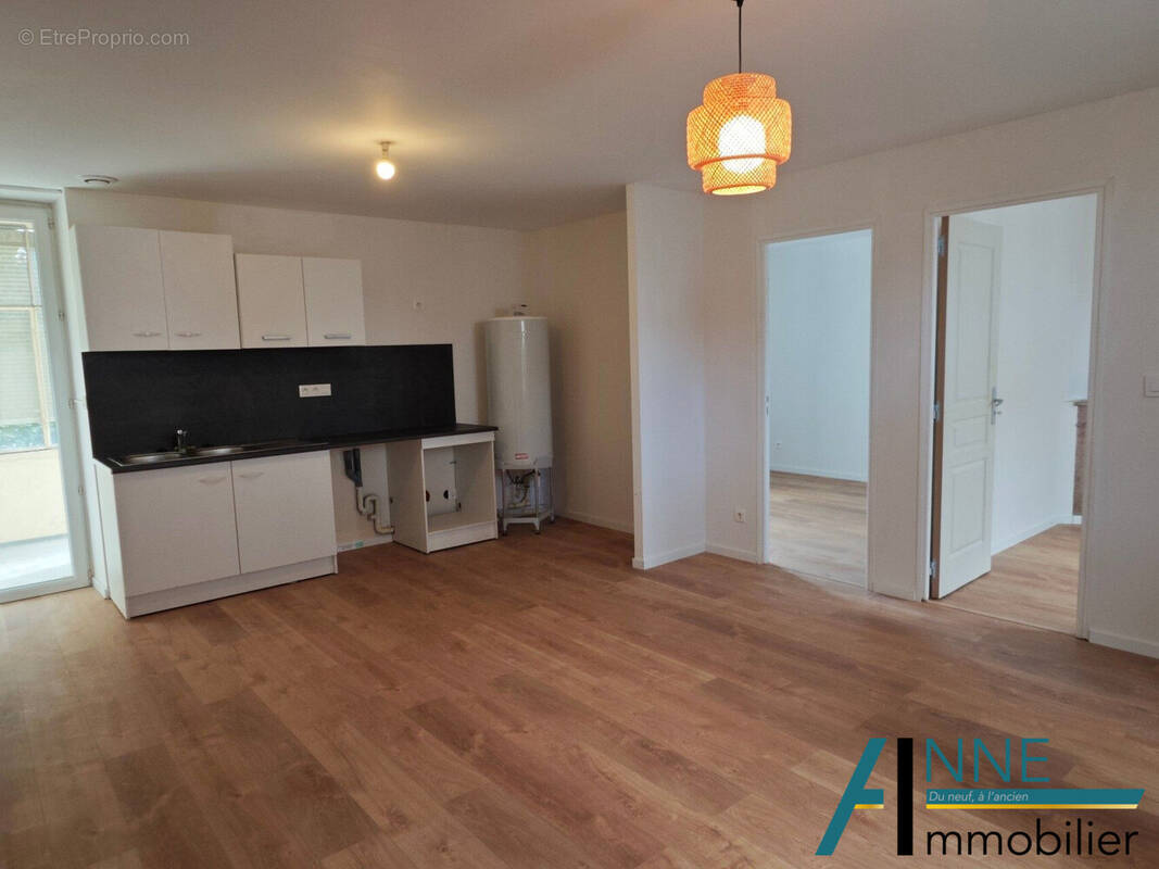 Appartement à DENNEVY