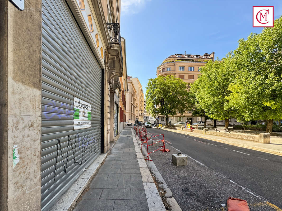 Commerce à GRENOBLE