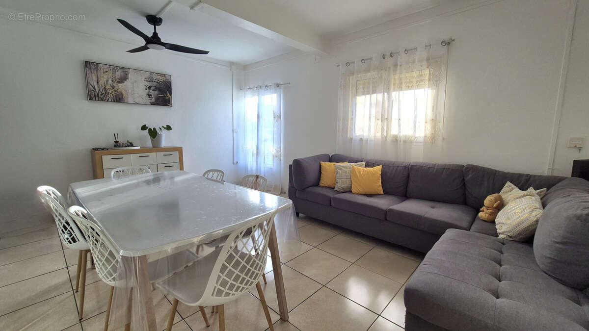 Maison à SAINT-JOSEPH