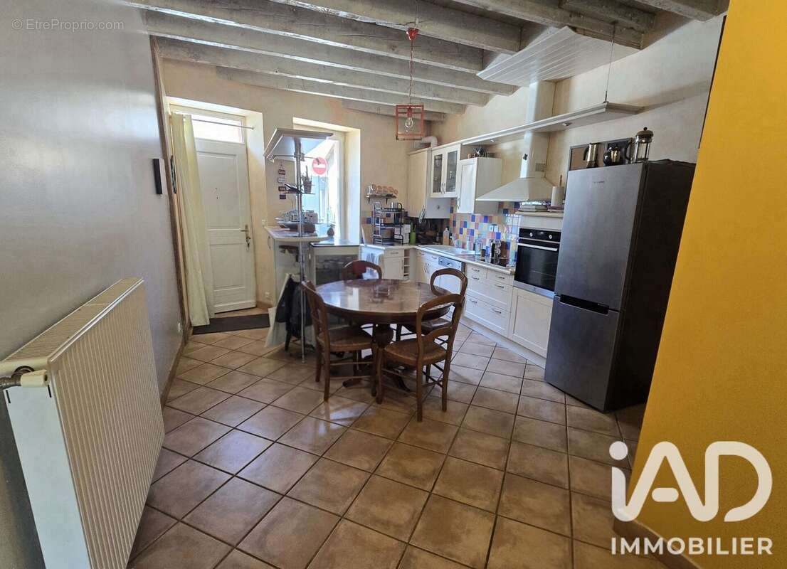 Maison 83 m² à Castres  - photo 5
