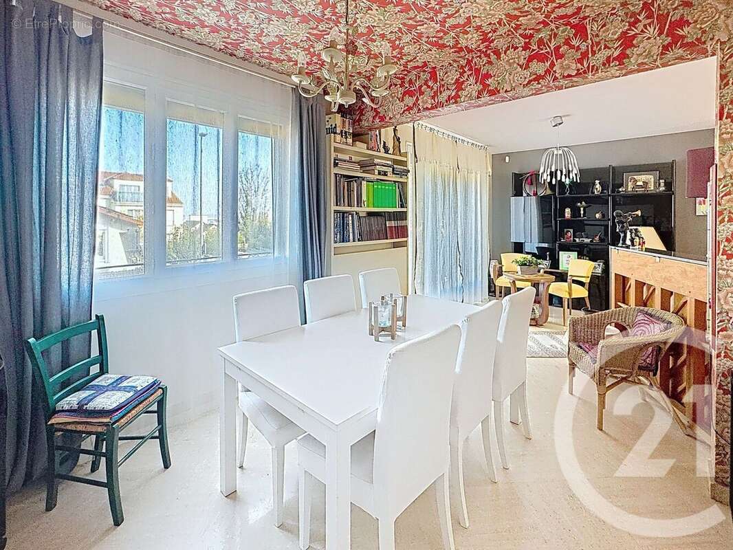 Photo 8 - Maison à THIAIS