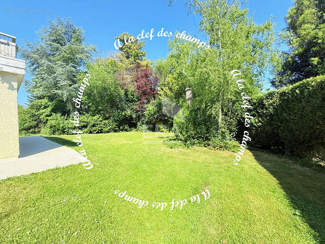 Maison à GIF-SUR-YVETTE