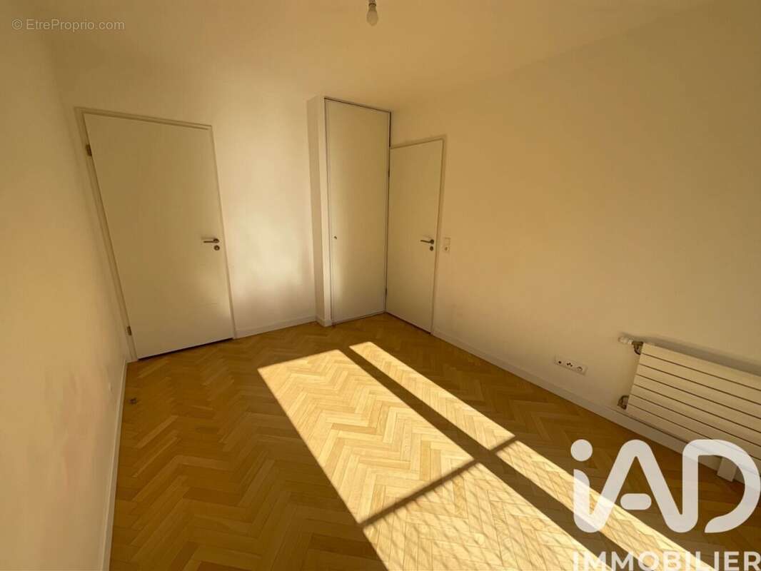 Photo 9 - Appartement à VERSAILLES