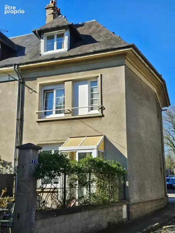 Maison de ville 4 chambres avec garage, cour et jardin - photo 11