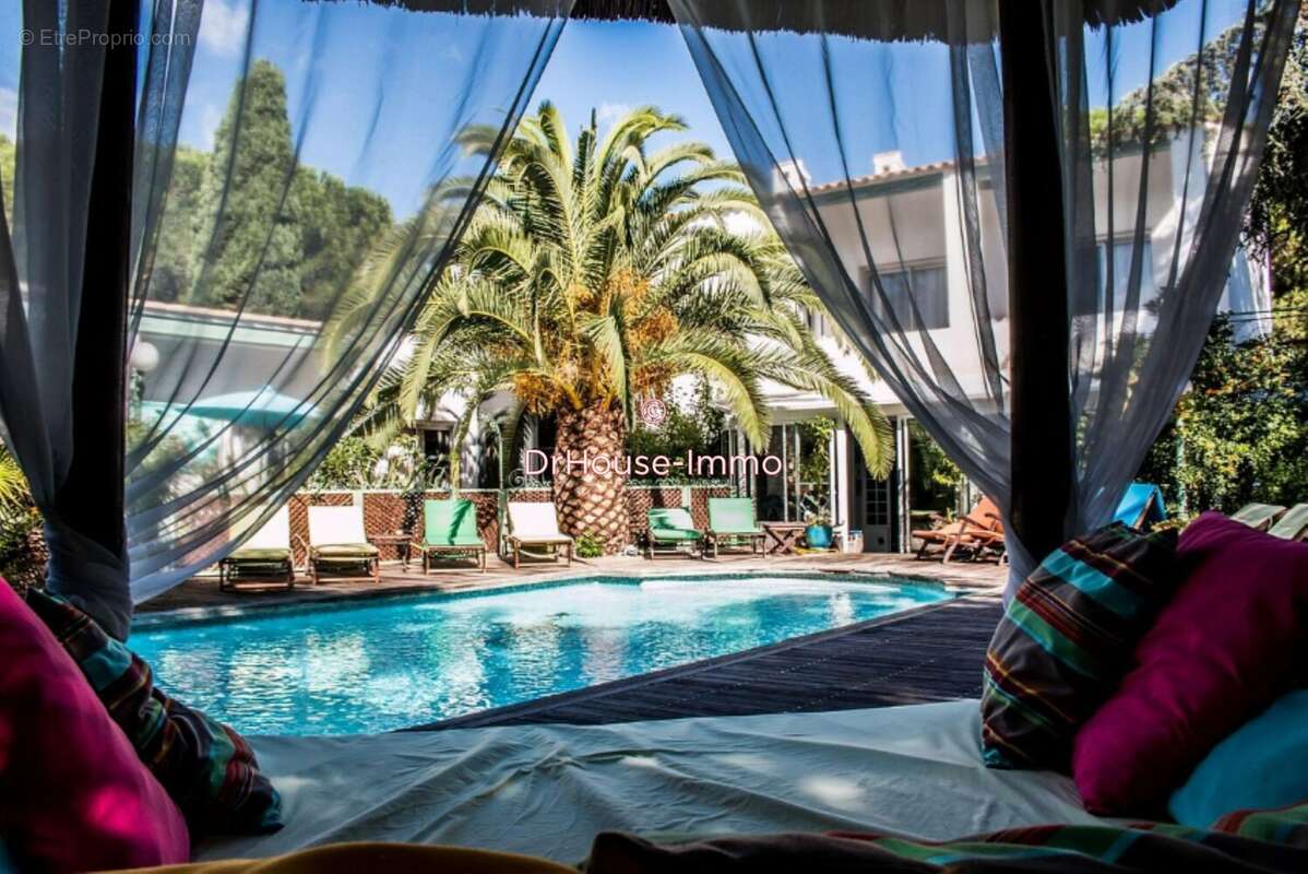 Maison 530 m² à Agde  - photo 110