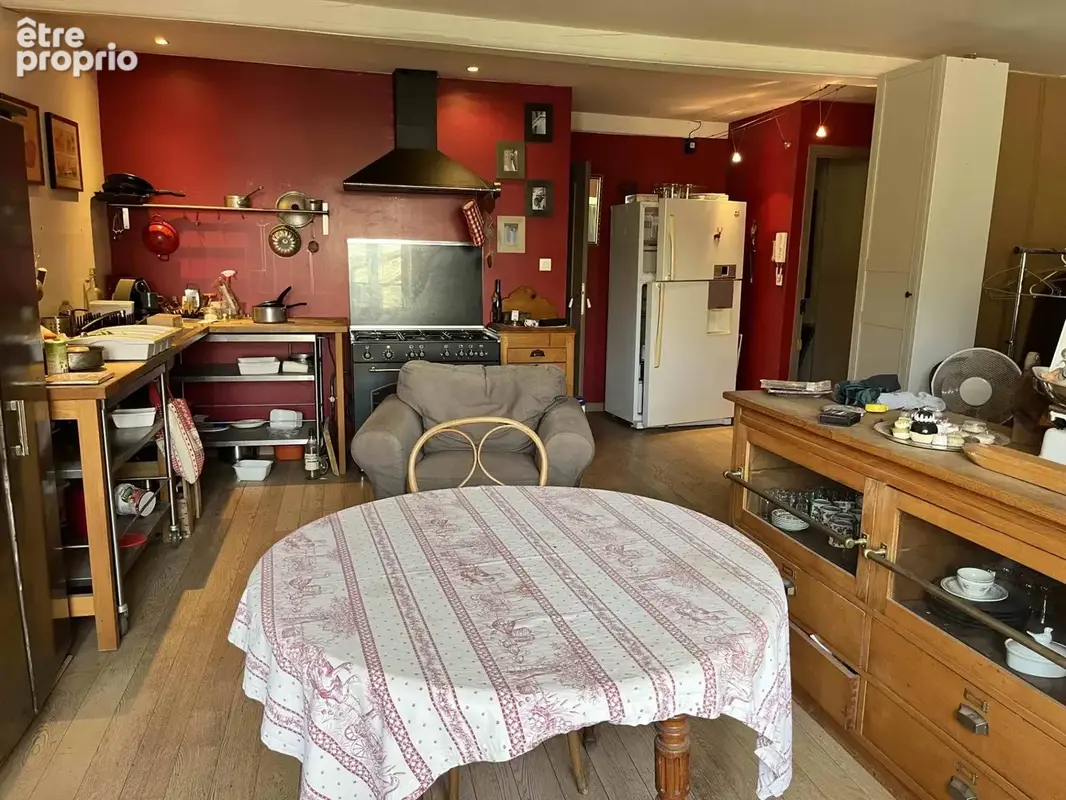 Maison 250 m² à Tournus  - photo 6