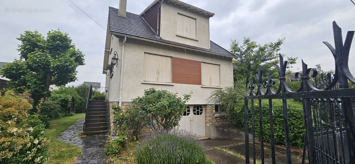 Maison à LE PLESSIS-BOUCHARD