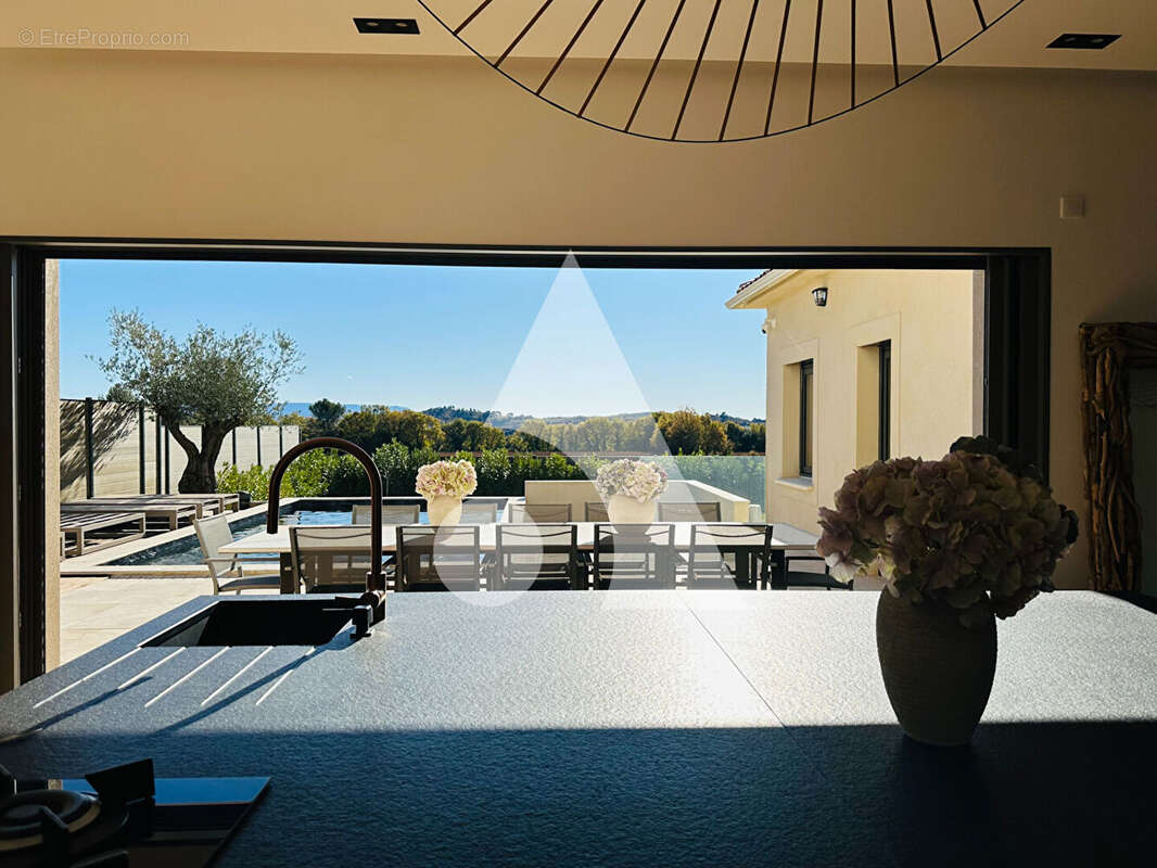 Maison à LA MOTTE-D&#039;AIGUES