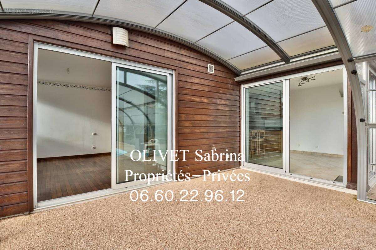 Pavillon avec piscine couverte - photo 5