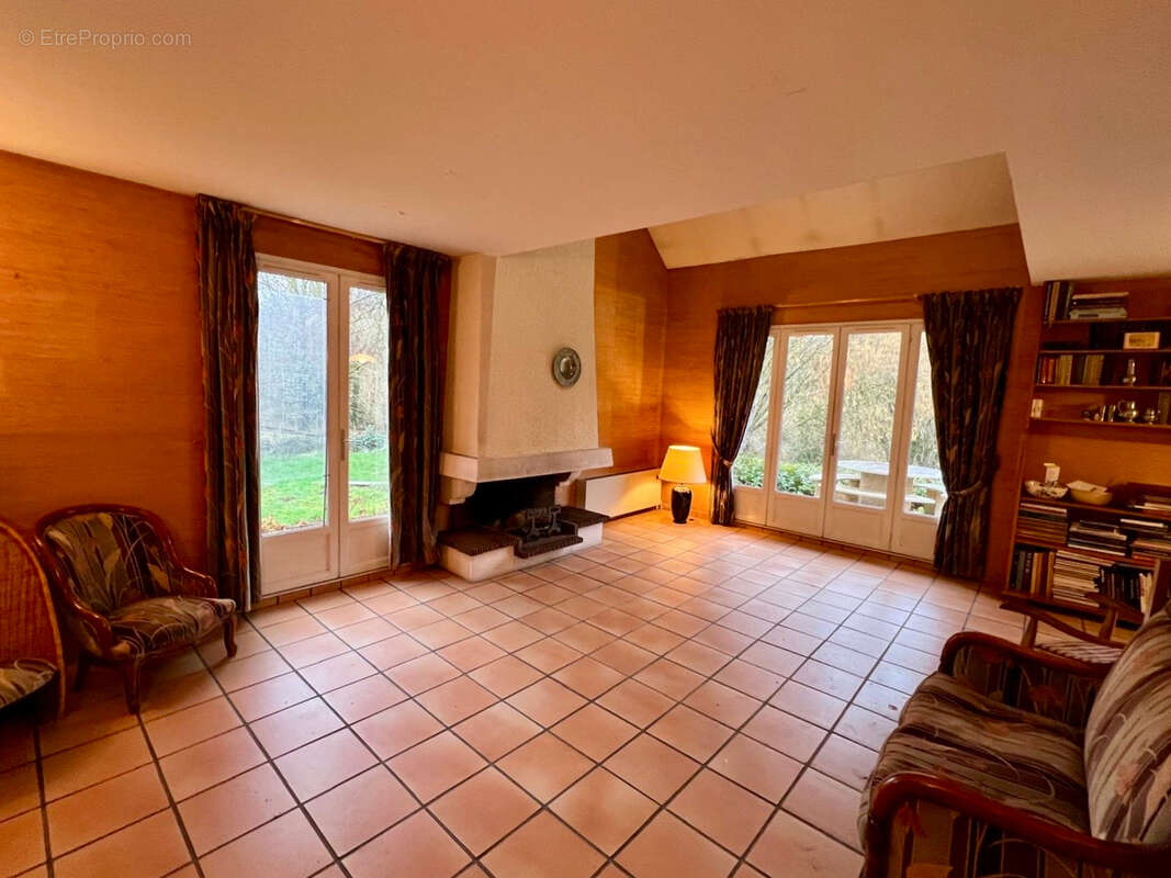 Maison à BOISSISE-LE-ROI