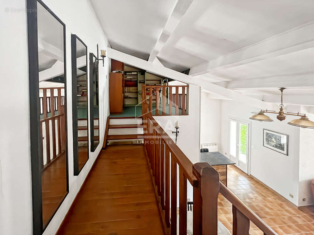 Maison à ROGNAC
