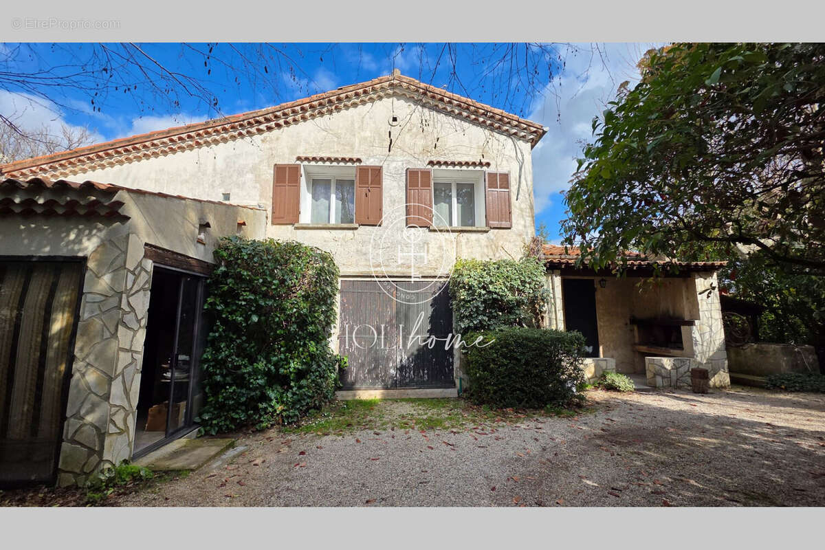 Maison 209 m² à Trets  - photo 5