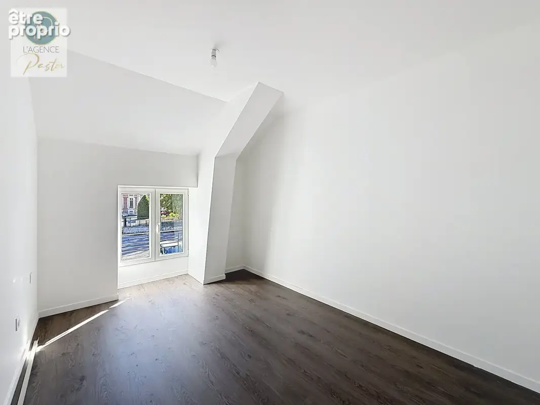 Maison de 5 pièces, refaite à neuf- environ 119 m2 - 2 places de parking + jardin - photo 11