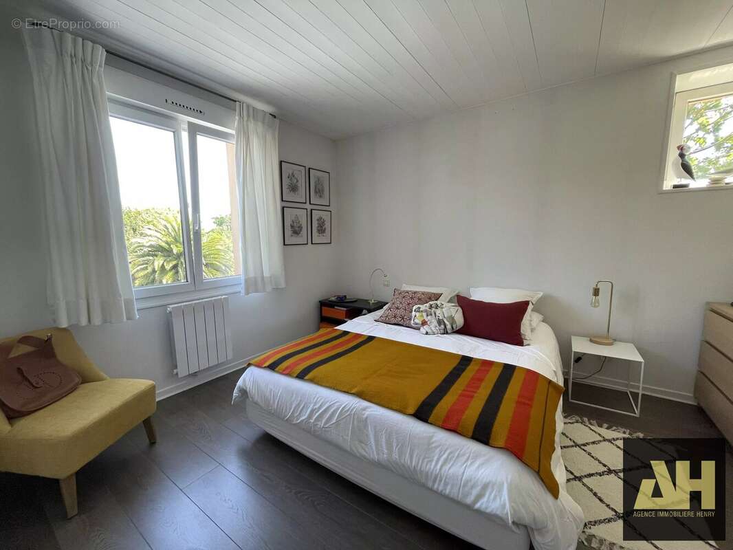 Maison à LE RELECQ-KERHUON