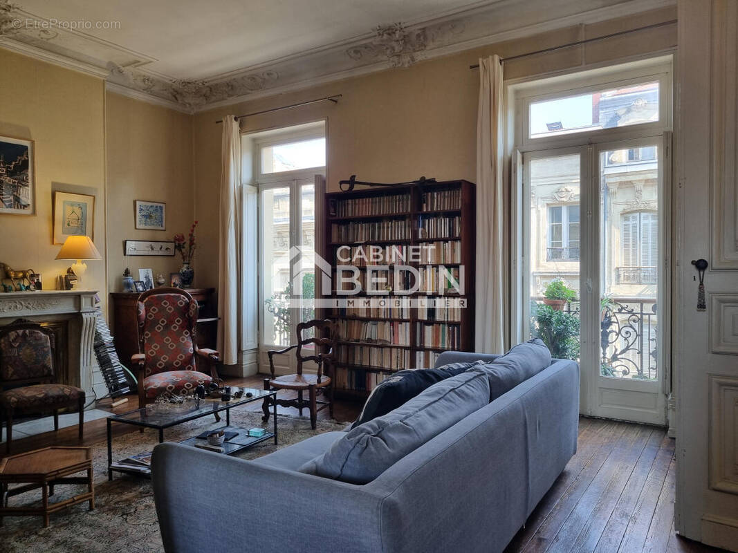 Appartement à BORDEAUX