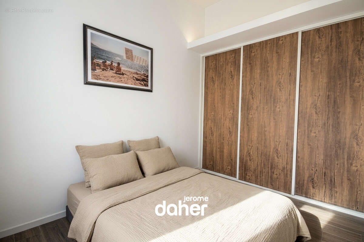 Appartement à MARSEILLE-6E