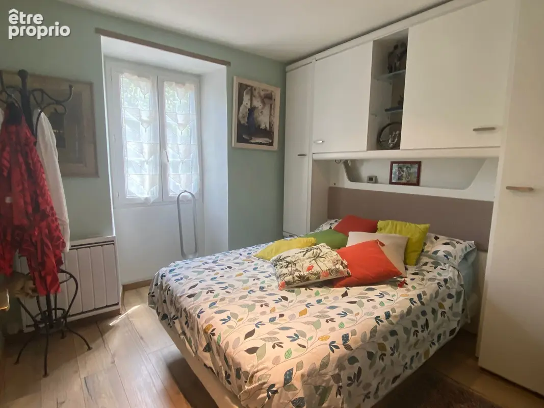 Très belle propriété en pierre avec dépendances et piscine - photo 12