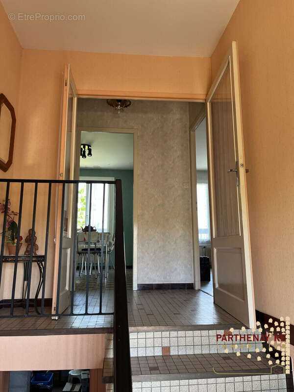 Maison 94 m² à Saint-Maixent-L'ecole  - photo 6
