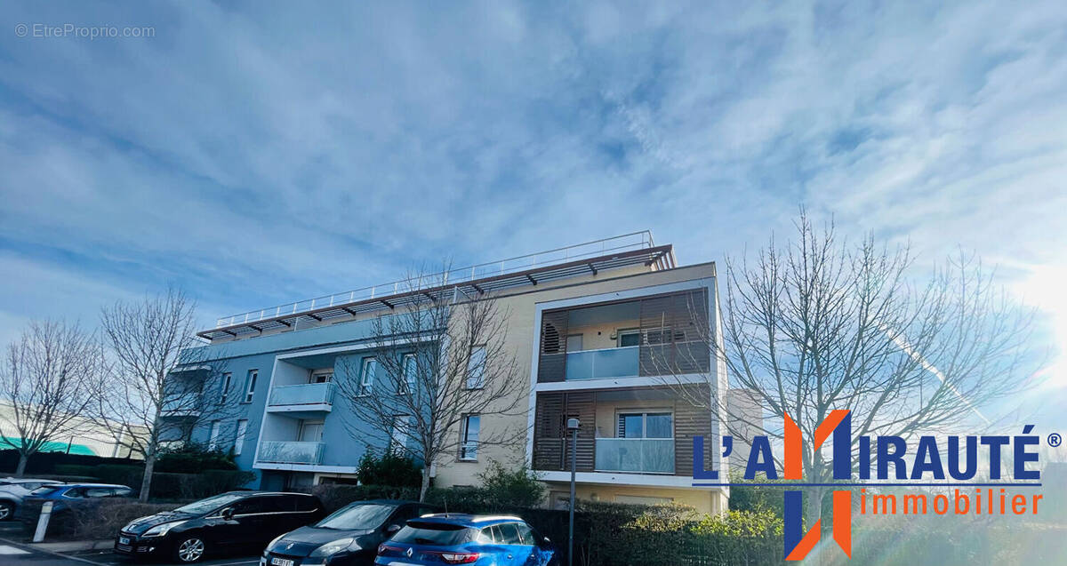 Appartement à SARTROUVILLE