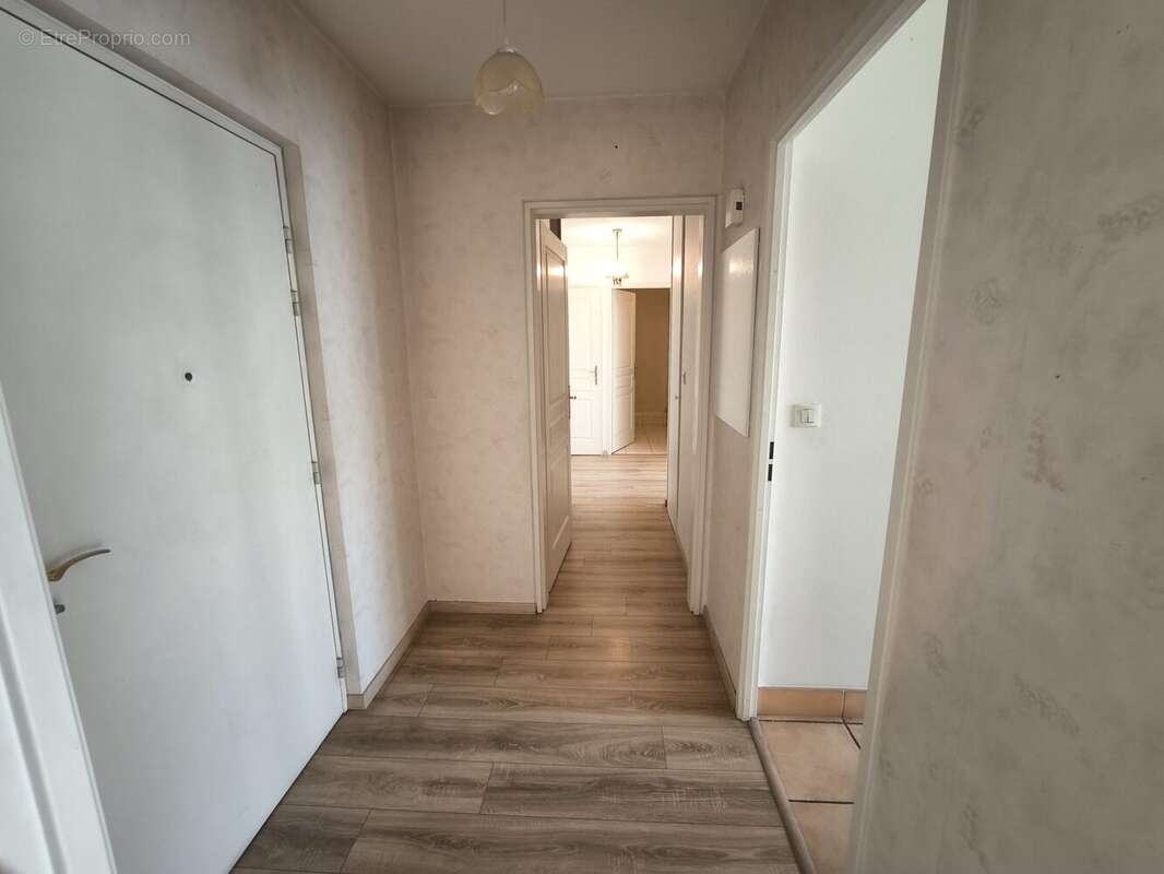 Appartement 73 m² à Chateau-Thierry  - photo 3