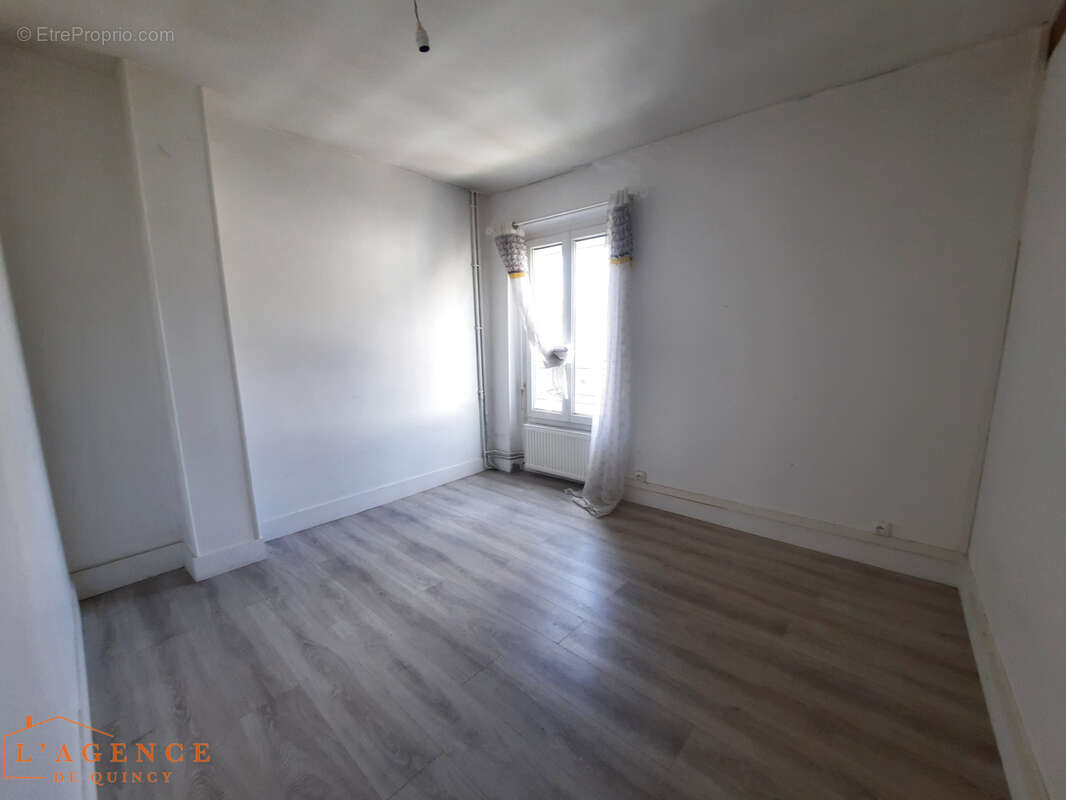 Maison de Ville QUINCY VOISINS - 4 pièce(s) - 93 m2 - photo 4
