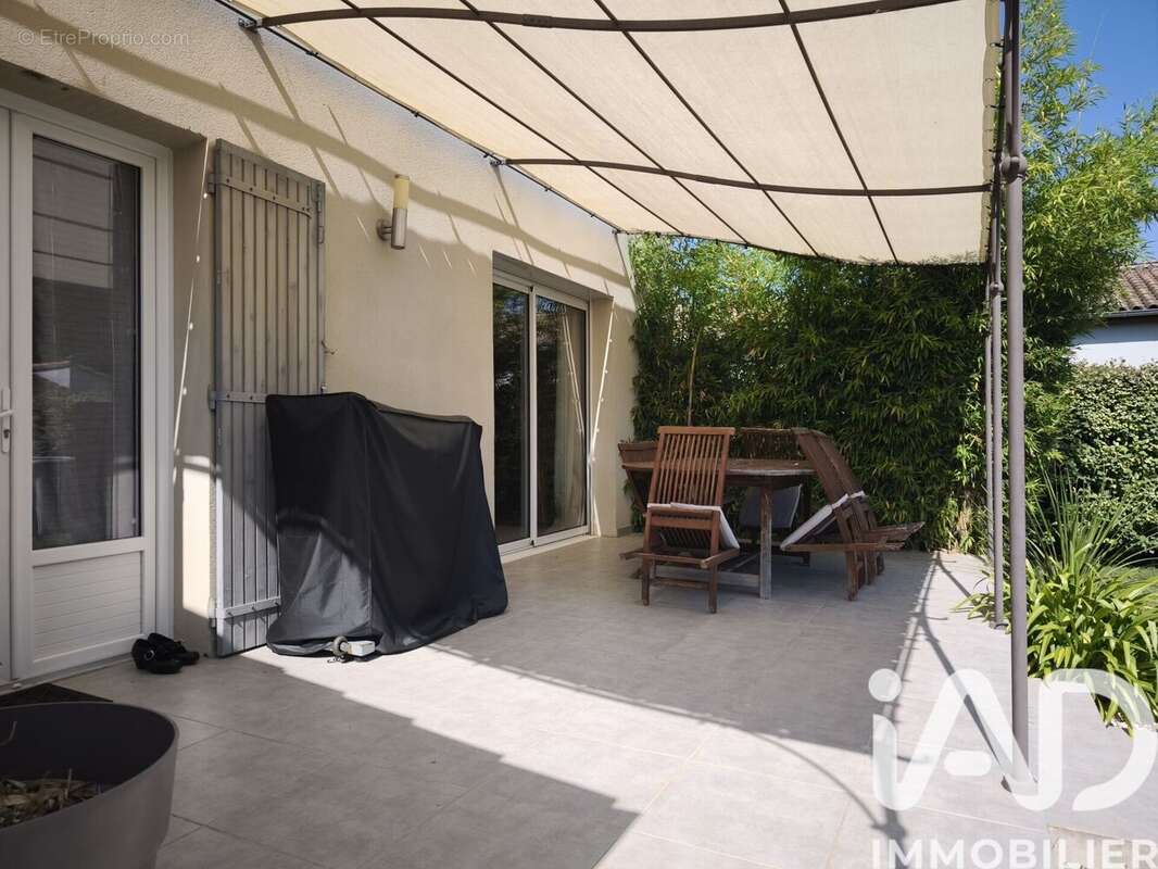 Maison 112 m² à Piolenc  - photo 8