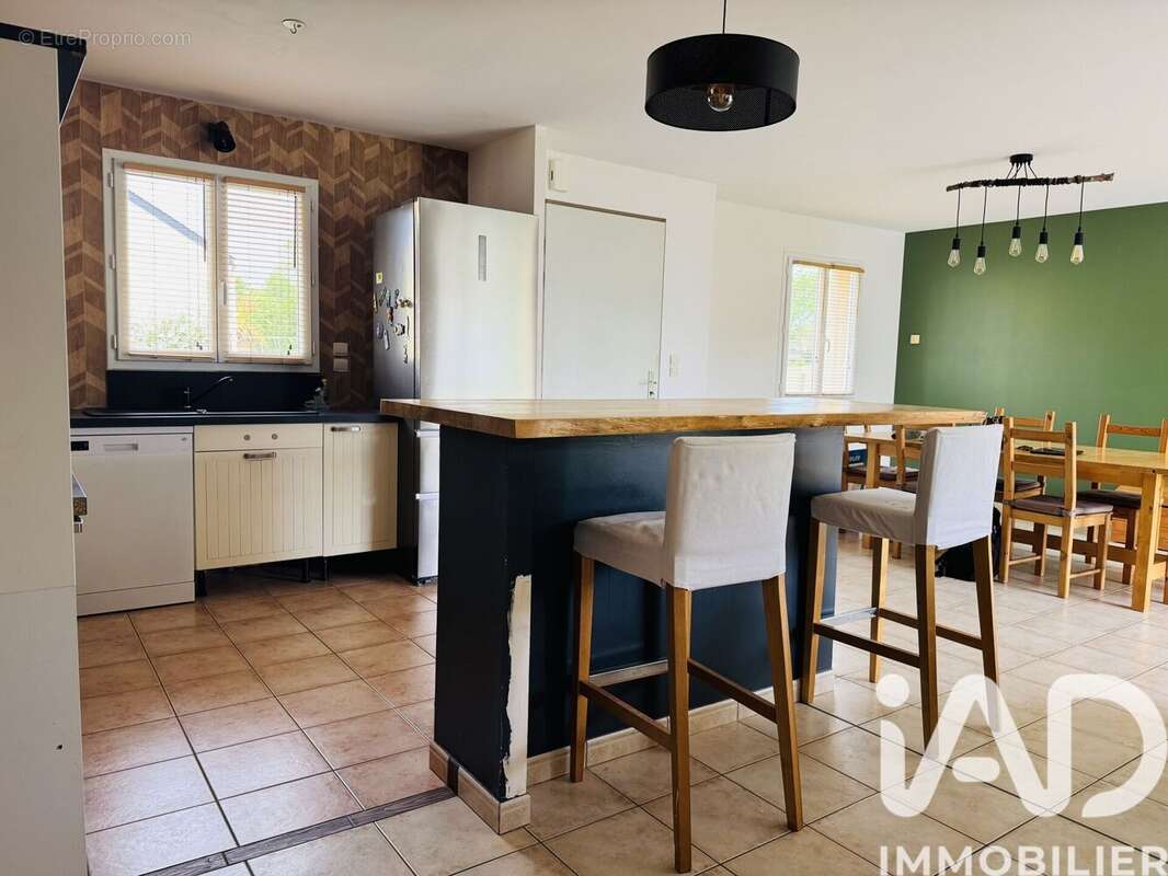Maison 88 m² à Pannece  - photo 5