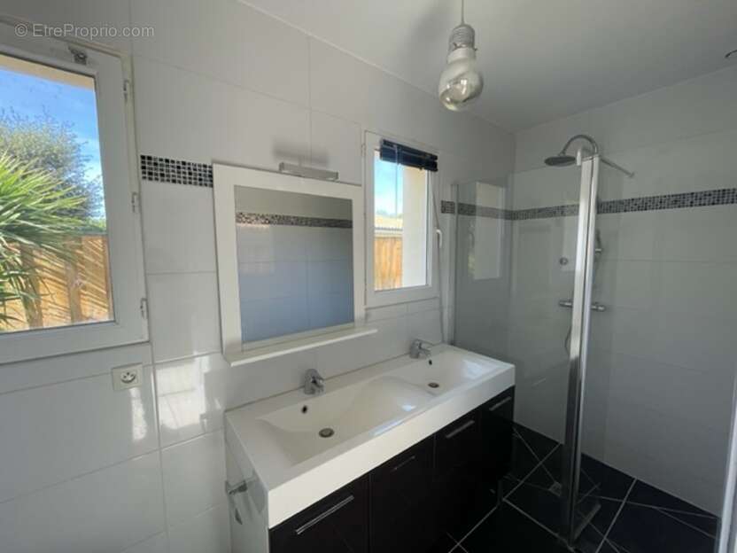 Maison à MARTIGNAS-SUR-JALLE