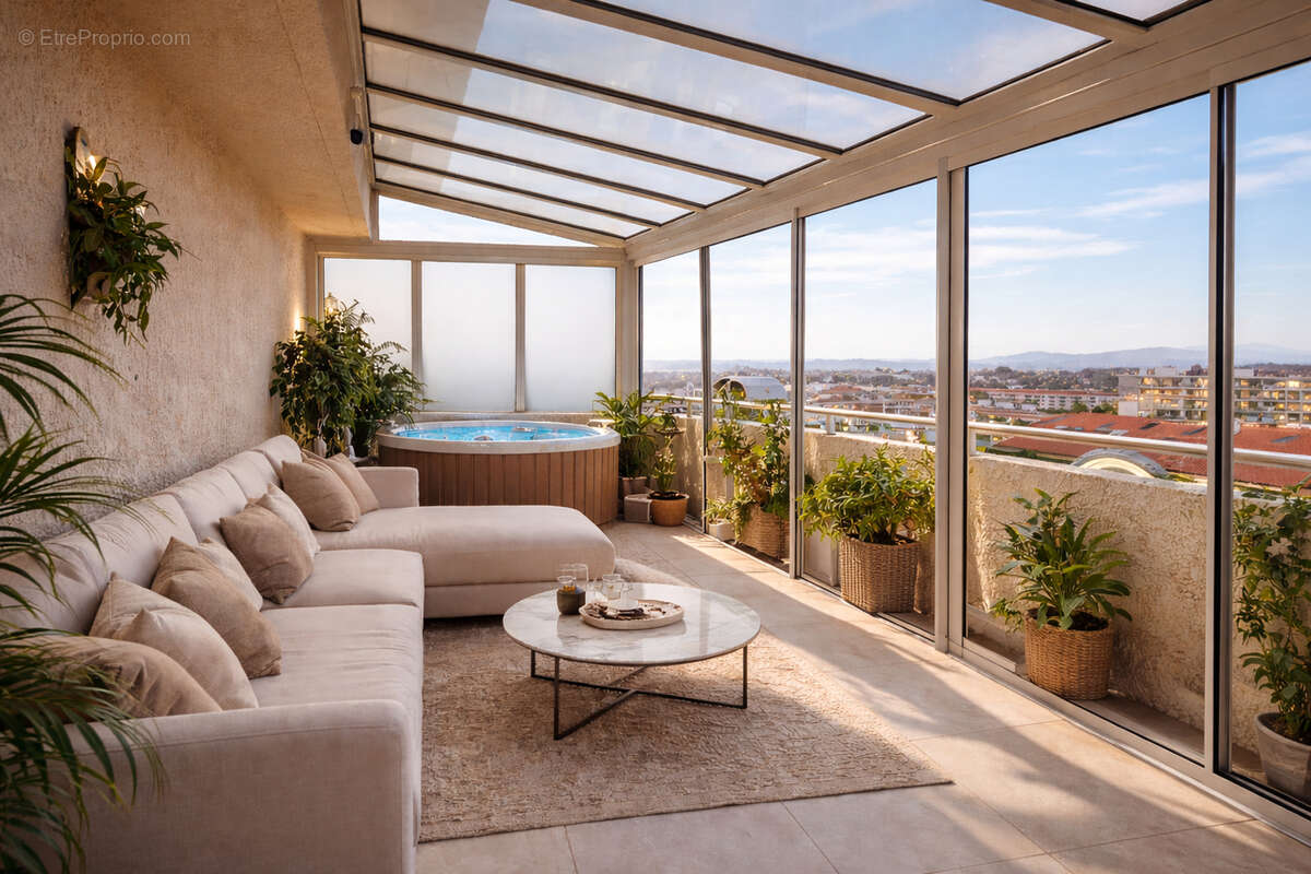 Appartement à FREJUS