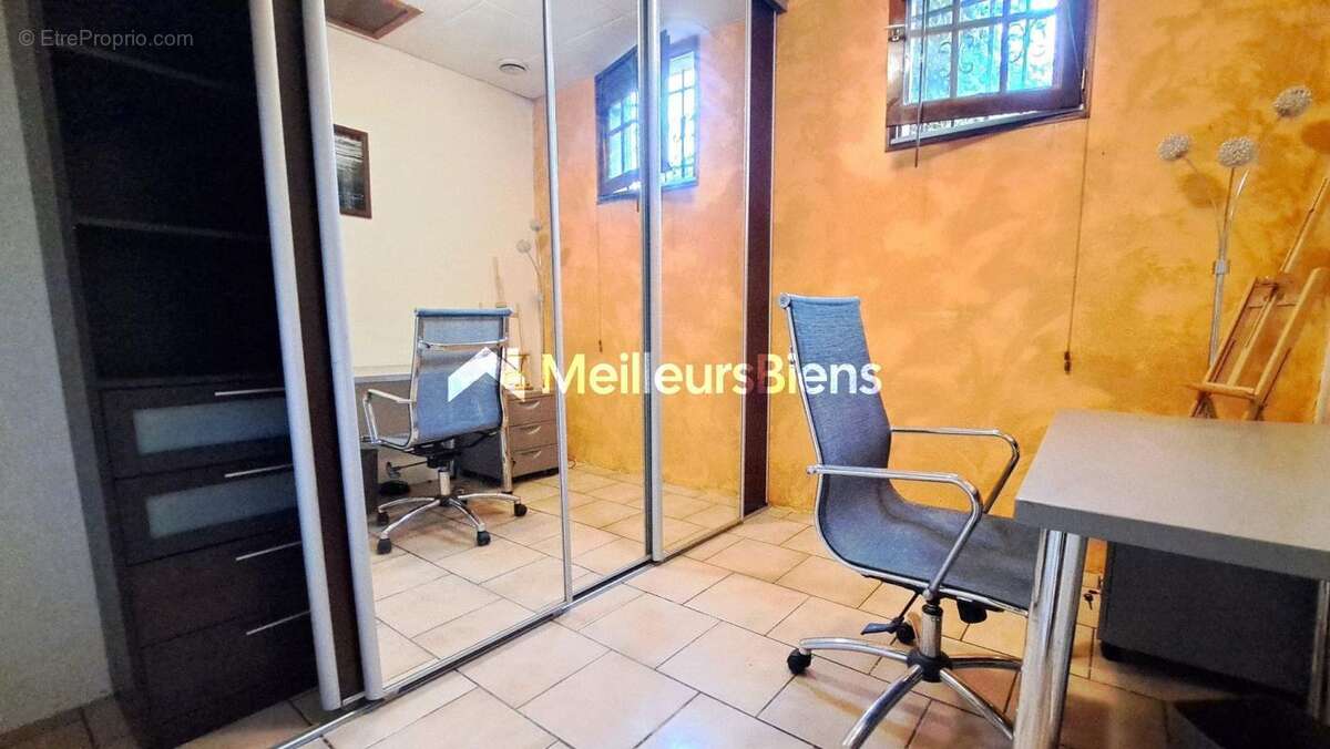 Maison à AUVERS-SUR-OISE