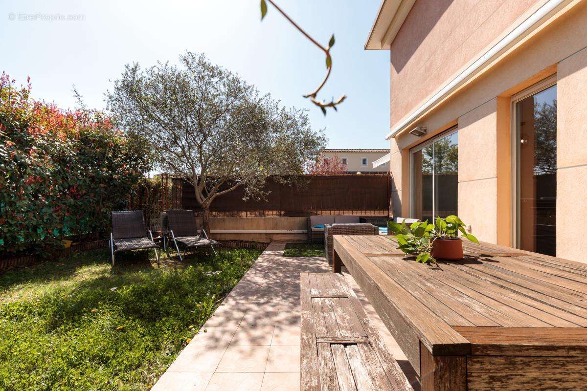 Appartement à MANDELIEU-LA-NAPOULE