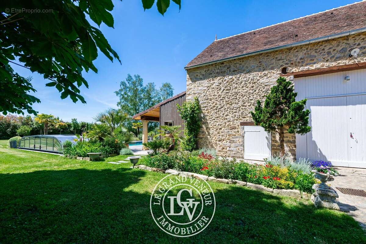 Maison à MORET-SUR-LOING