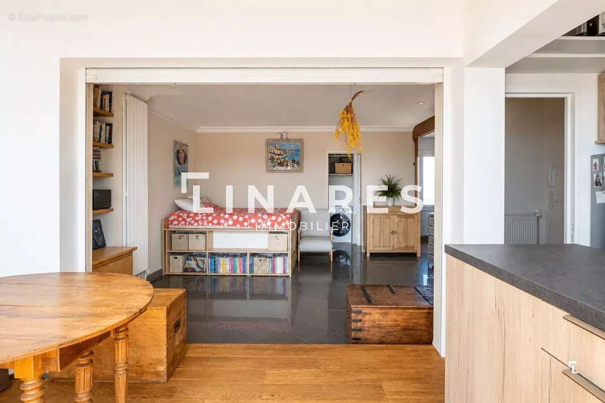 Appartement à MARSEILLE-7E