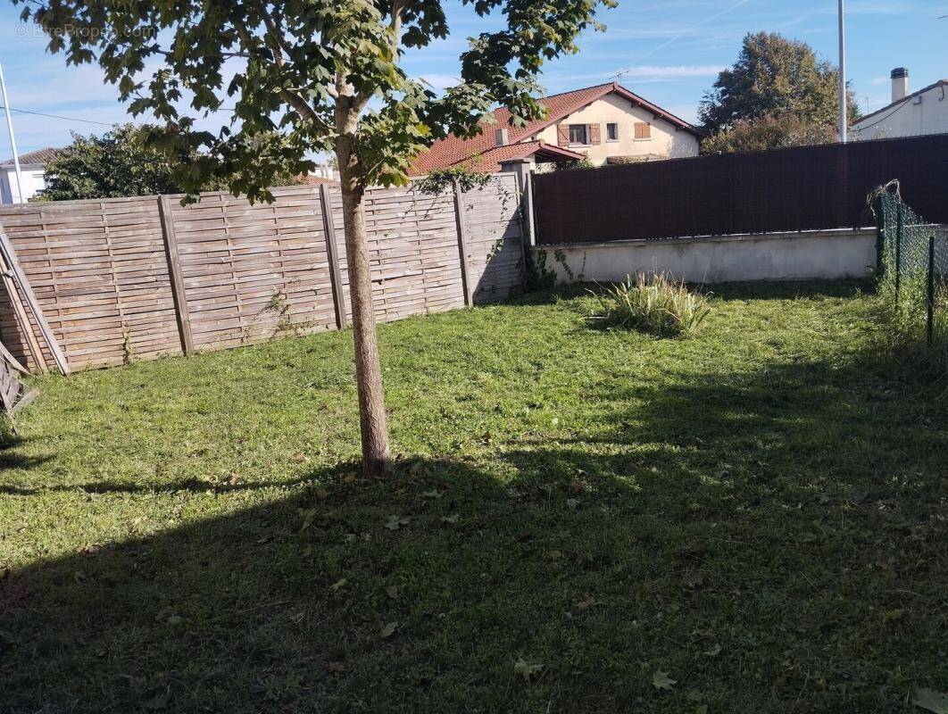 Appartement à LE HAILLAN