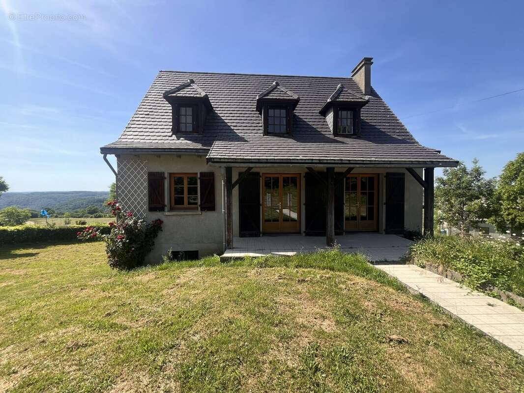 Maison à CHALVIGNAC