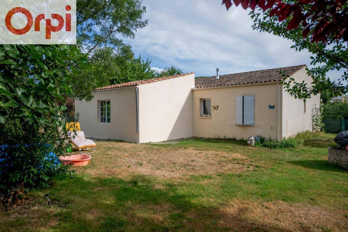 Maison à TONNAY-CHARENTE