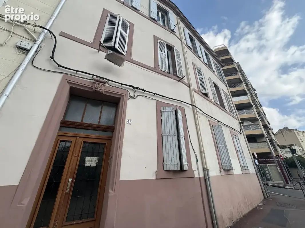 MARSEILLE 4ᵉ   CHUTES-LAVIE  T1 de 35 m2 Sud-Est lumineux, immeuble rénové  Idéal investisseur ou premier ac - photo 8