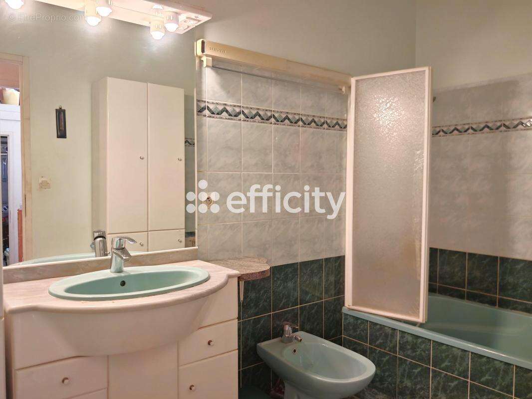 Maison 72 m² à Perpignan  - photo 6