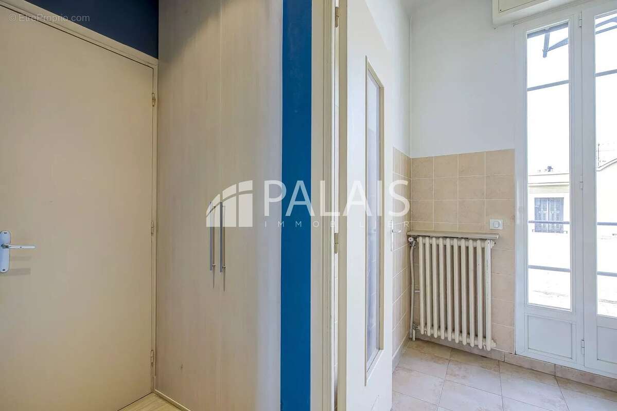 Nice Libération, 2 pièces + terrasse 13m2  étage élévé - photo 12